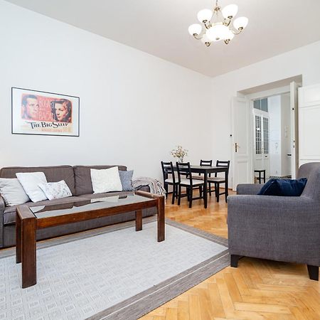 Quiet Apartment In The Old Town Prag Exteriör bild