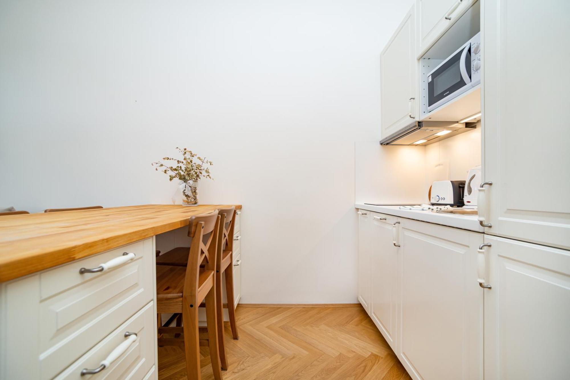 Quiet Apartment In The Old Town Prag Exteriör bild