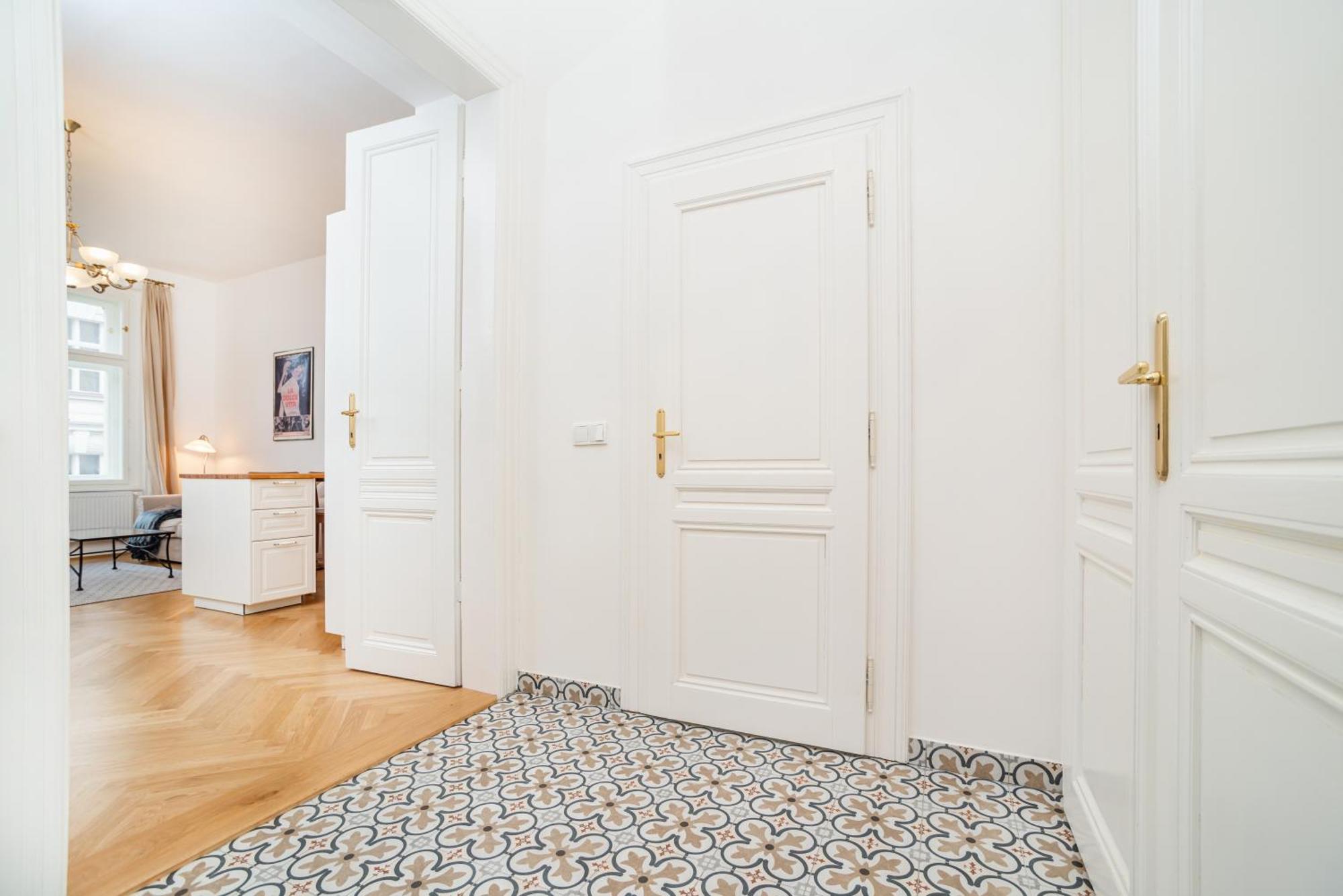 Quiet Apartment In The Old Town Prag Exteriör bild