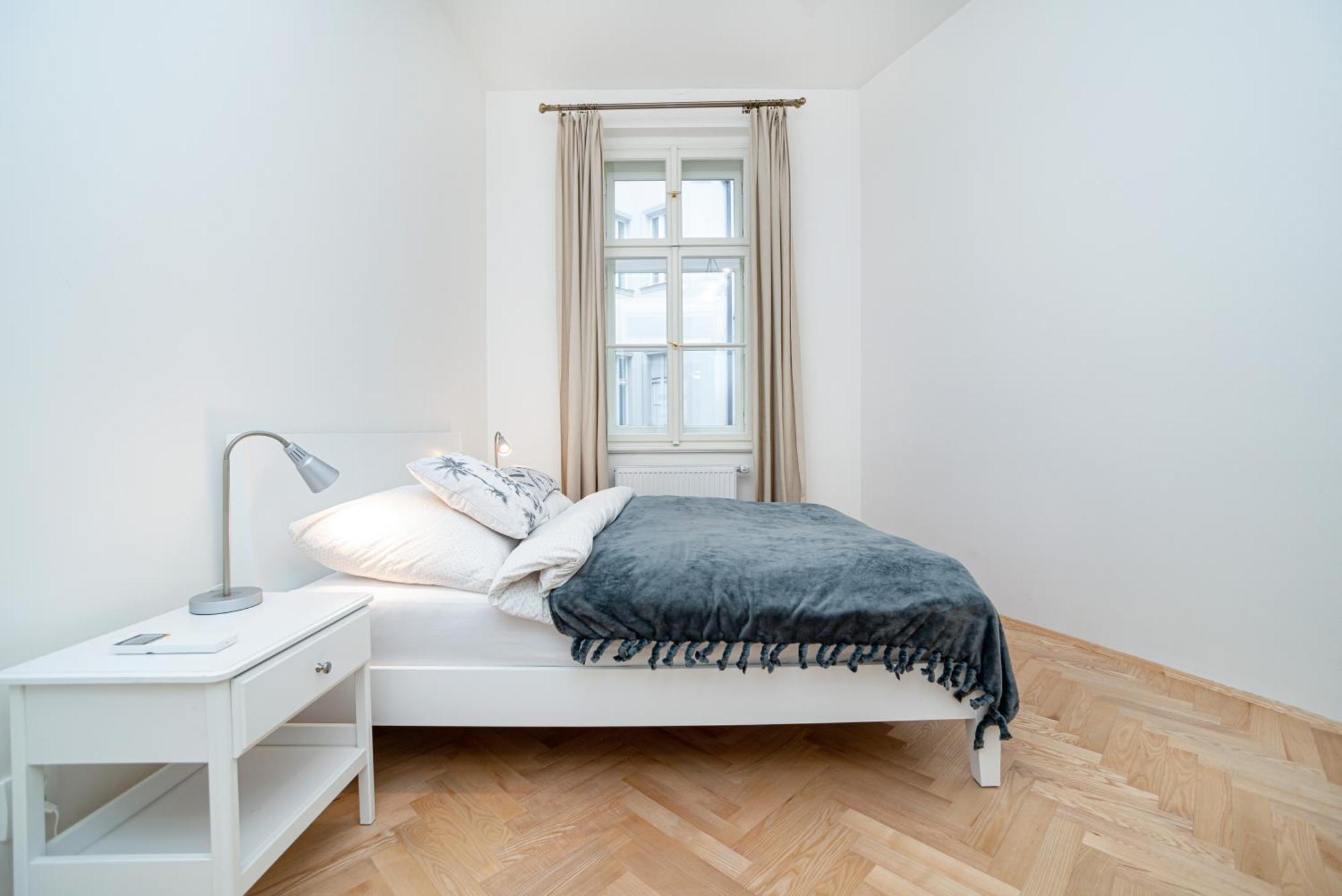 Quiet Apartment In The Old Town Prag Exteriör bild