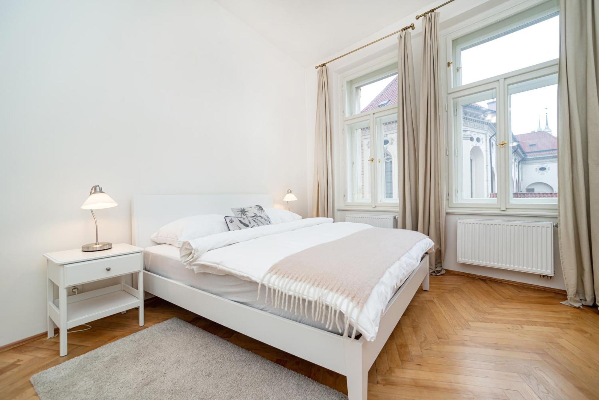 Quiet Apartment In The Old Town Prag Exteriör bild