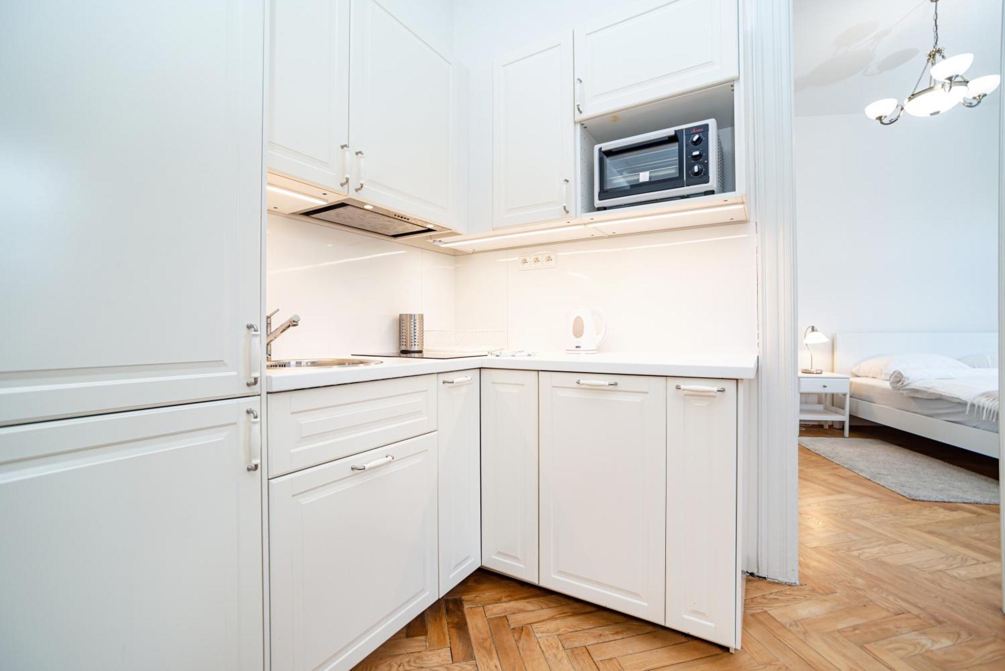 Quiet Apartment In The Old Town Prag Exteriör bild