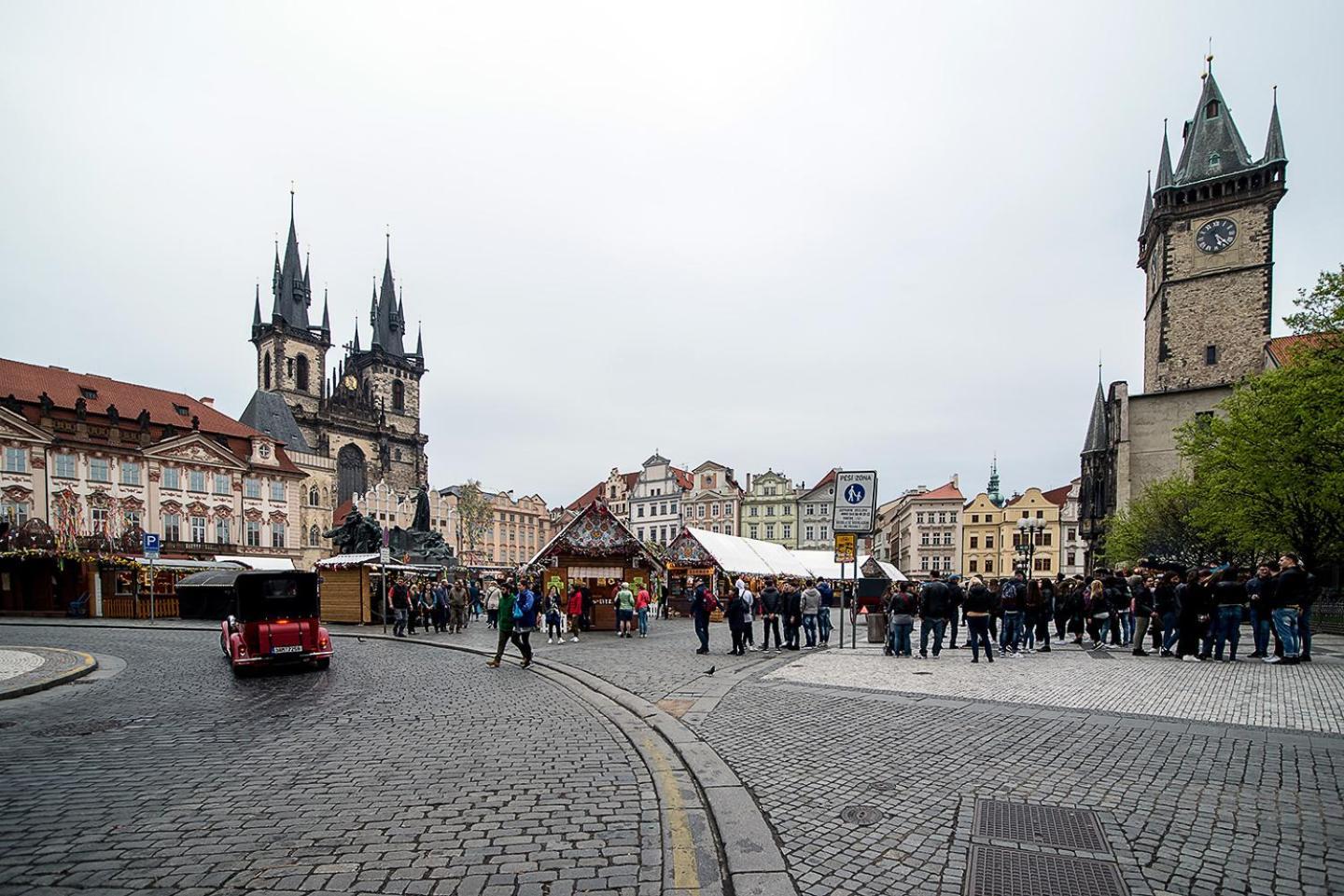 Quiet Apartment In The Old Town Prag Exteriör bild